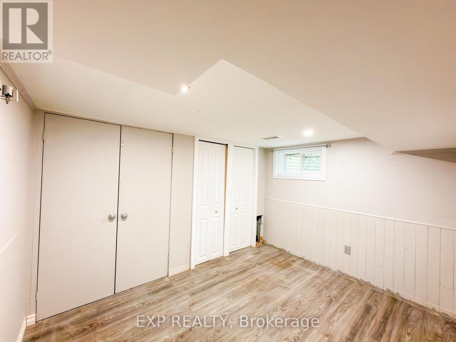 50 EMERY STREET W - 17