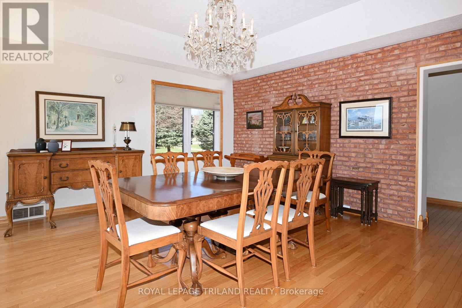 7154 TALBOT TRAIL - 8