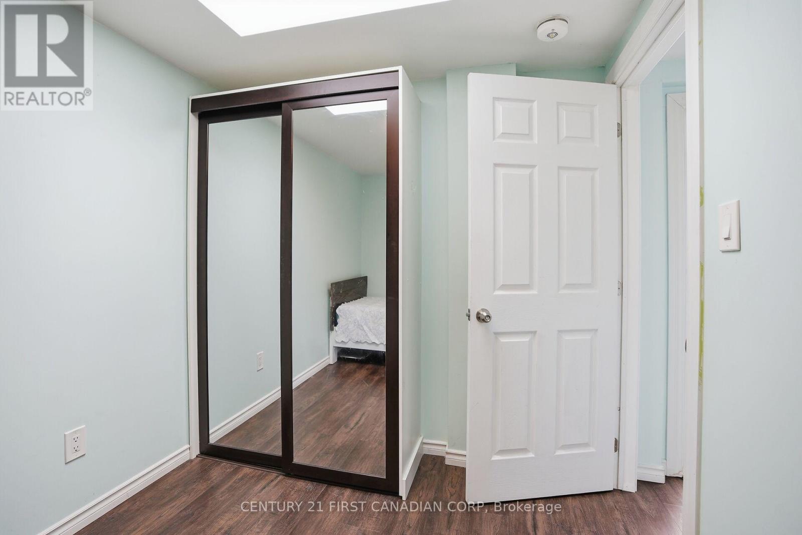228 SOUTH STREET - 32