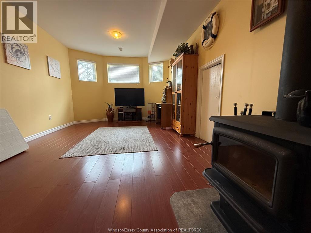 551 CLOVER STREET, Windsor, Ontario, N8P1C5 — Photo 12