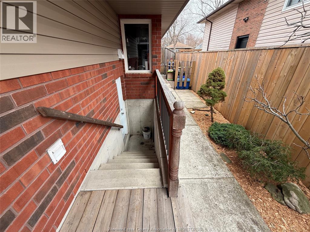 551 CLOVER STREET, Windsor, Ontario, N8P1C5 — Photo 28