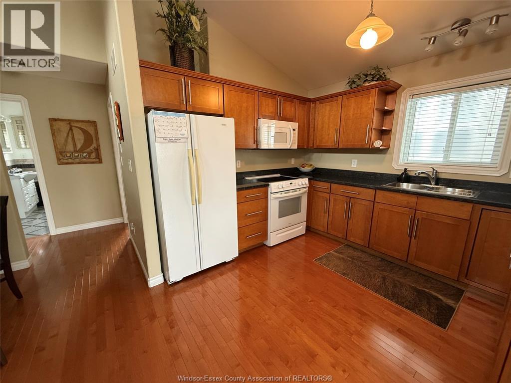 551 CLOVER STREET, Windsor, Ontario, N8P1C5 — Photo 7