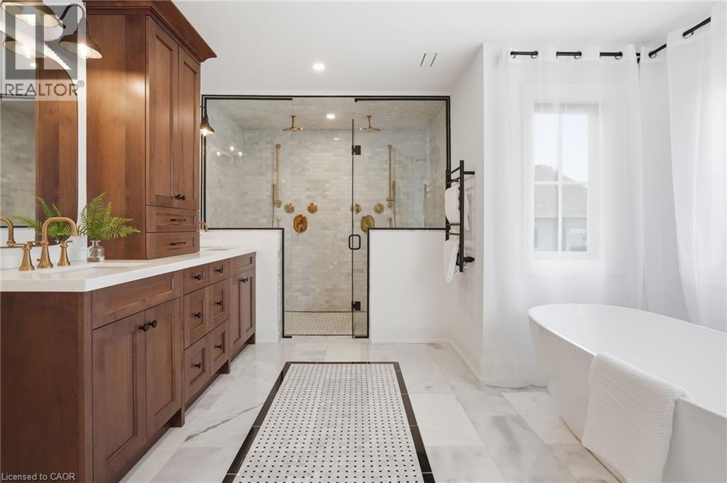 136 ROCKCLIFFE Road - 31