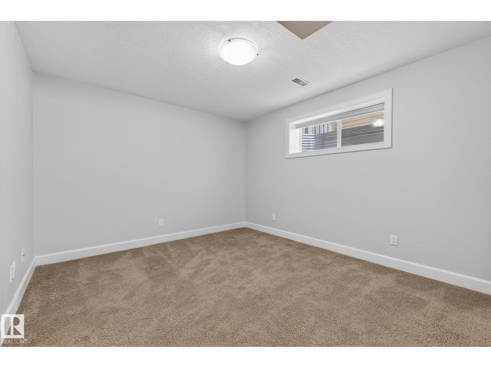 20719 51 AV NW, Edmonton