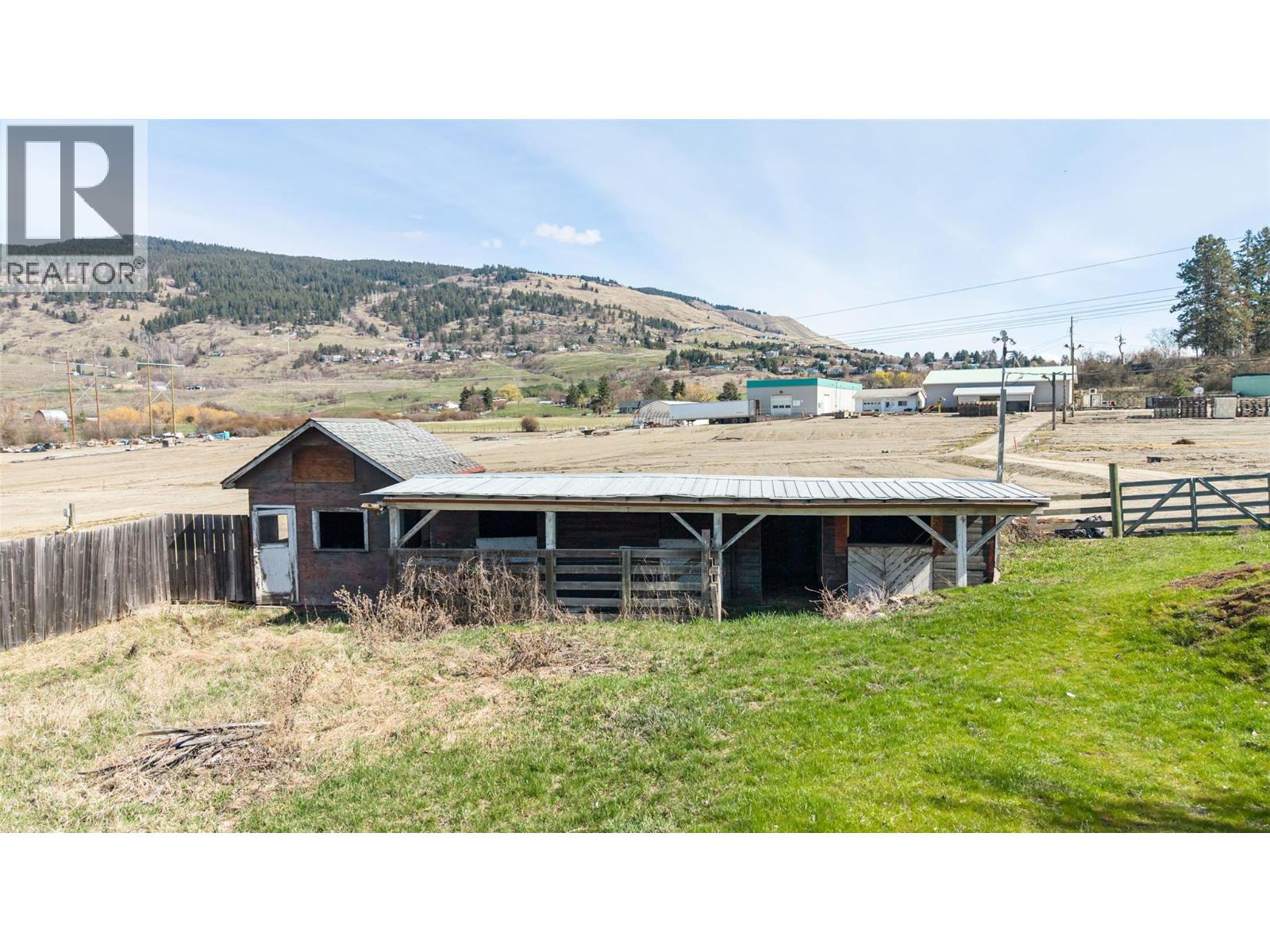 10091 6 Highway, Coldstream