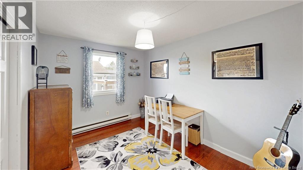 594 Michael Crescent - 10
