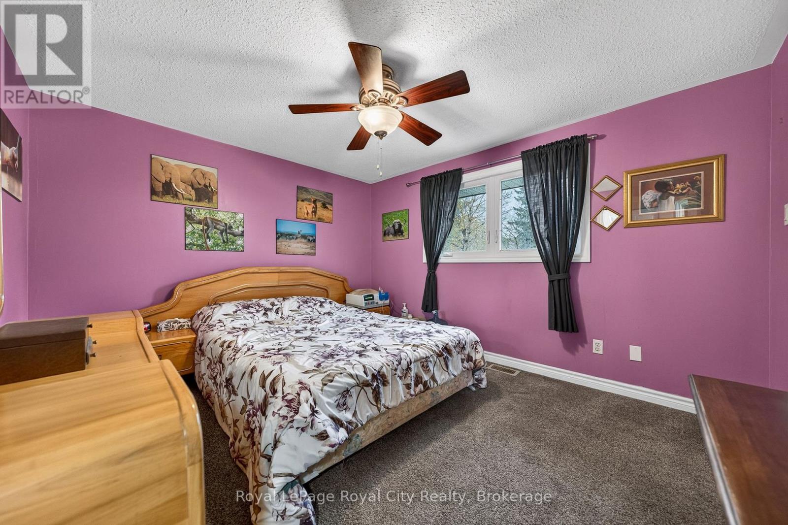 16 SANDERSON DRIVE - 12