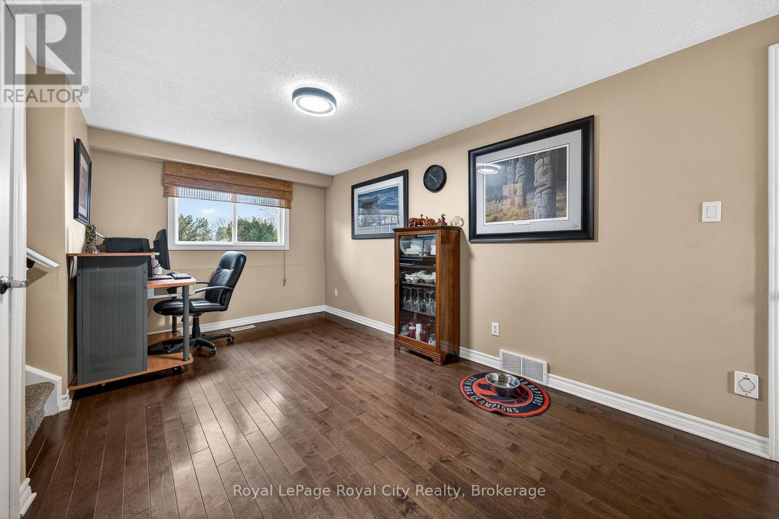 16 SANDERSON DRIVE - 18