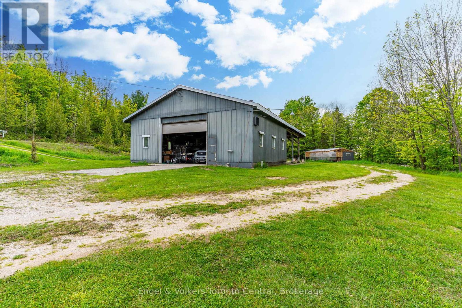 215588 CONCESSION 4 - 28