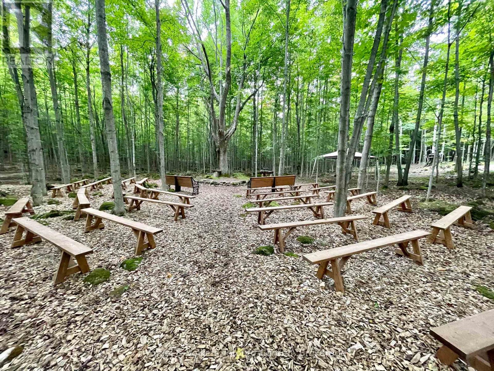 215588 CONCESSION 4 - 48