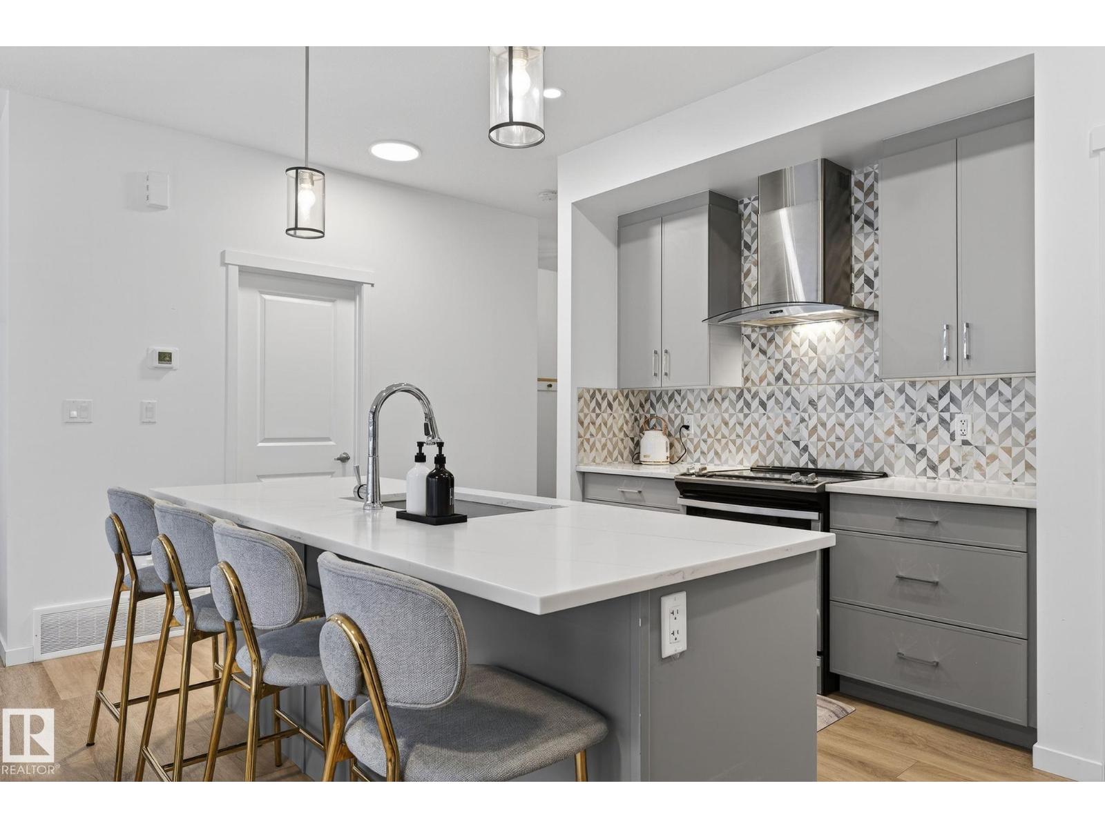 1091 SECORD PM NW, Edmonton