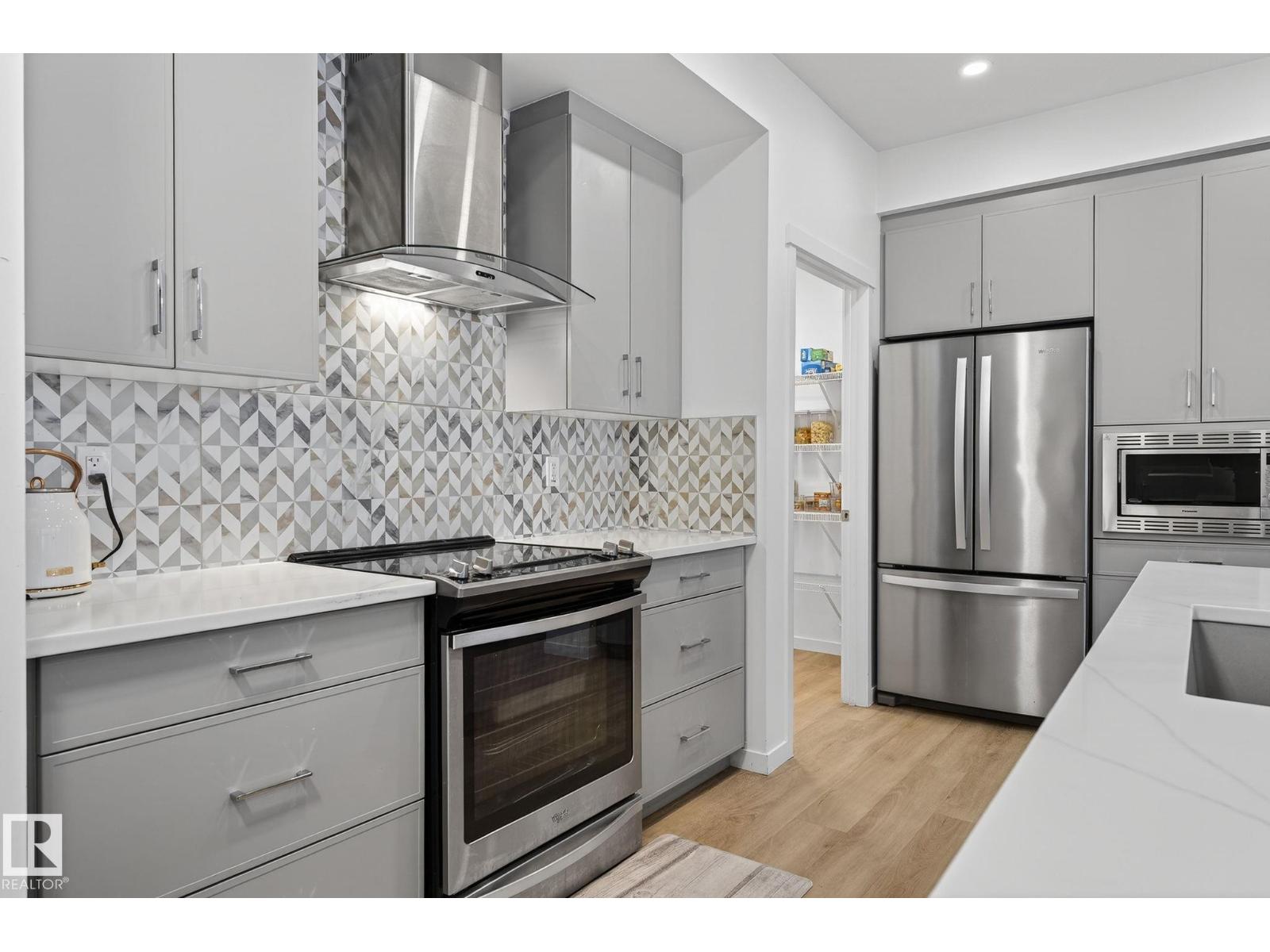 1091 SECORD PM NW, Edmonton