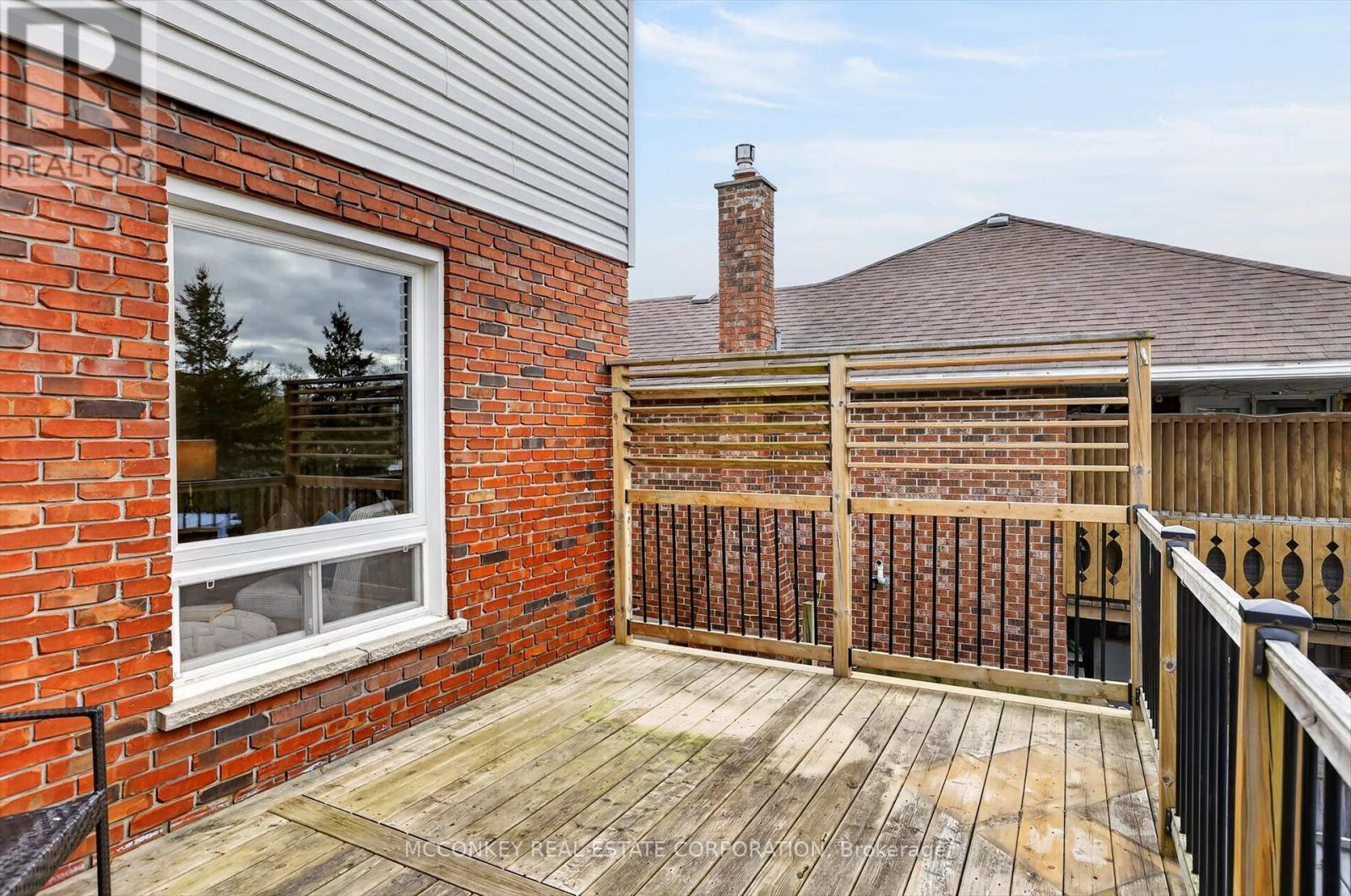 1814 STRATTON AVENUE - 12