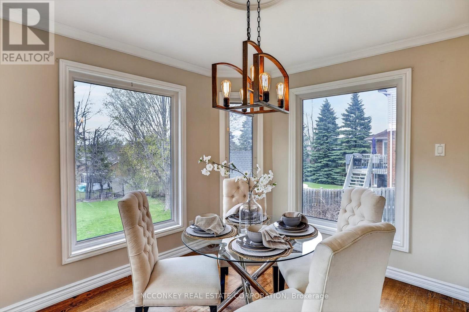 1814 STRATTON AVENUE - 11