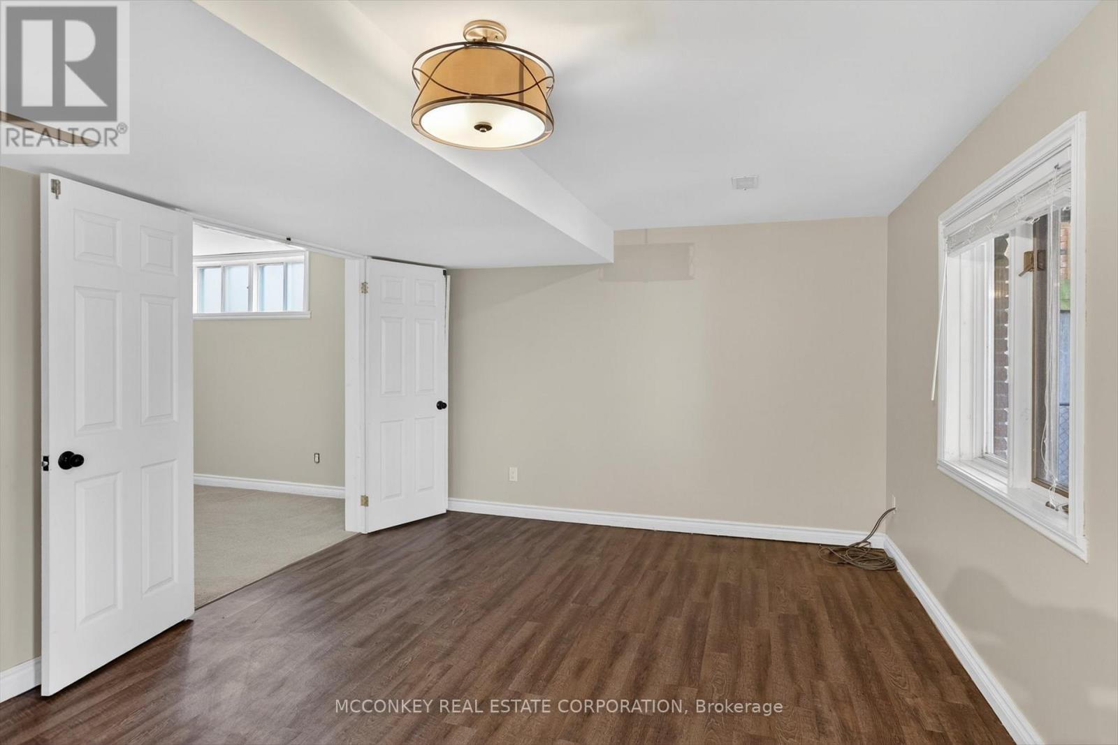 1814 STRATTON AVENUE - 38