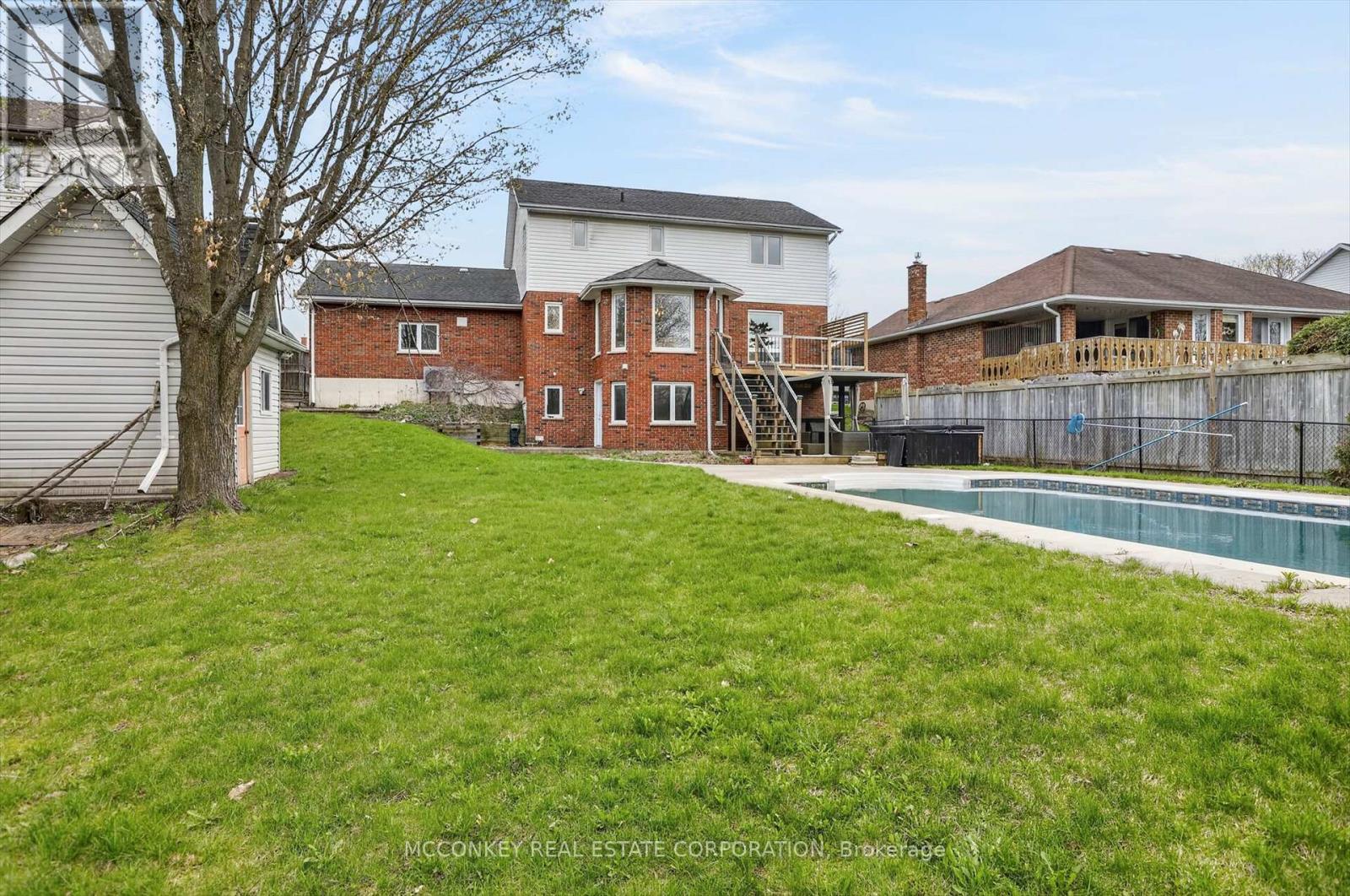 1814 STRATTON AVENUE - 41