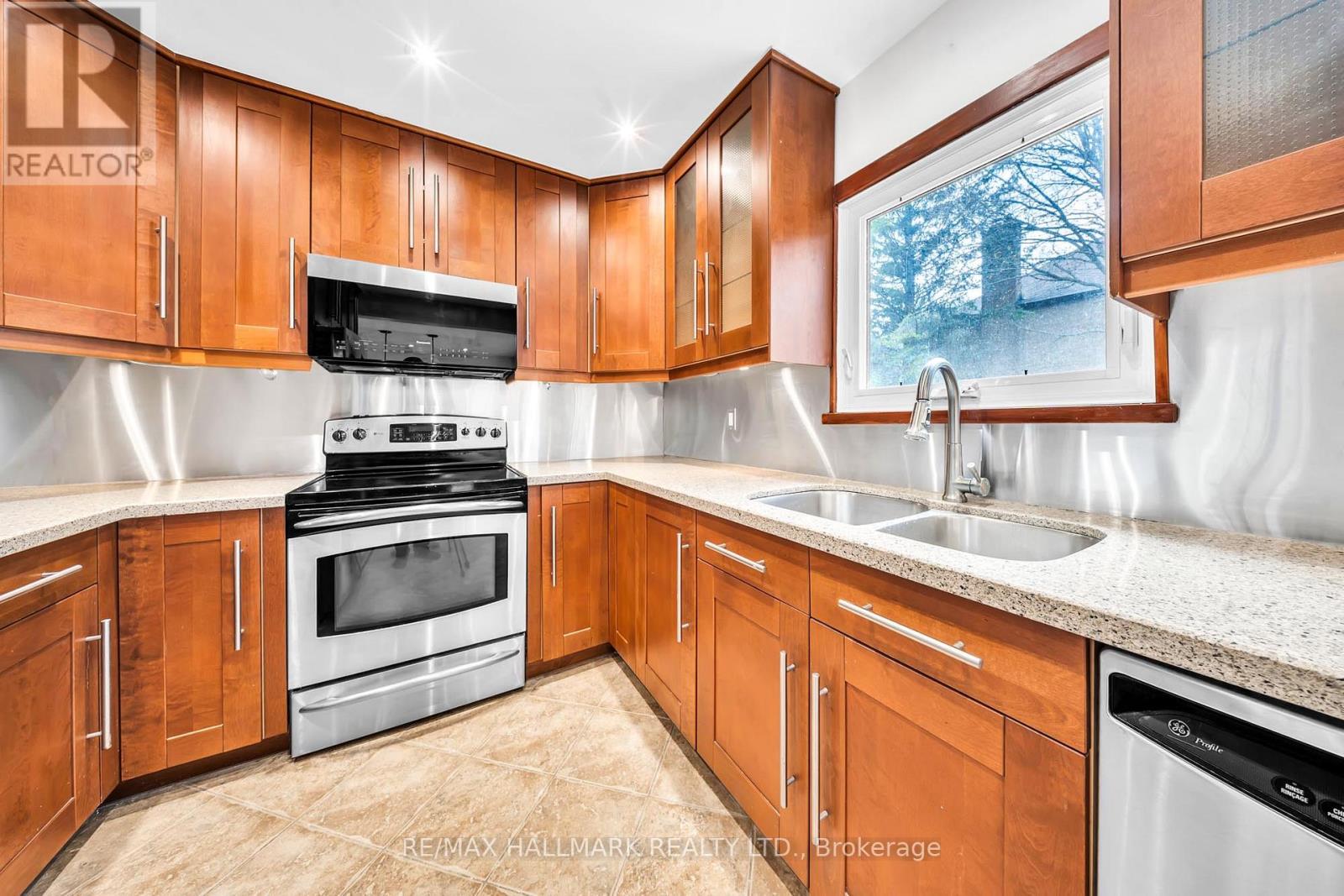 29 PETCH CRESCENT - 15
