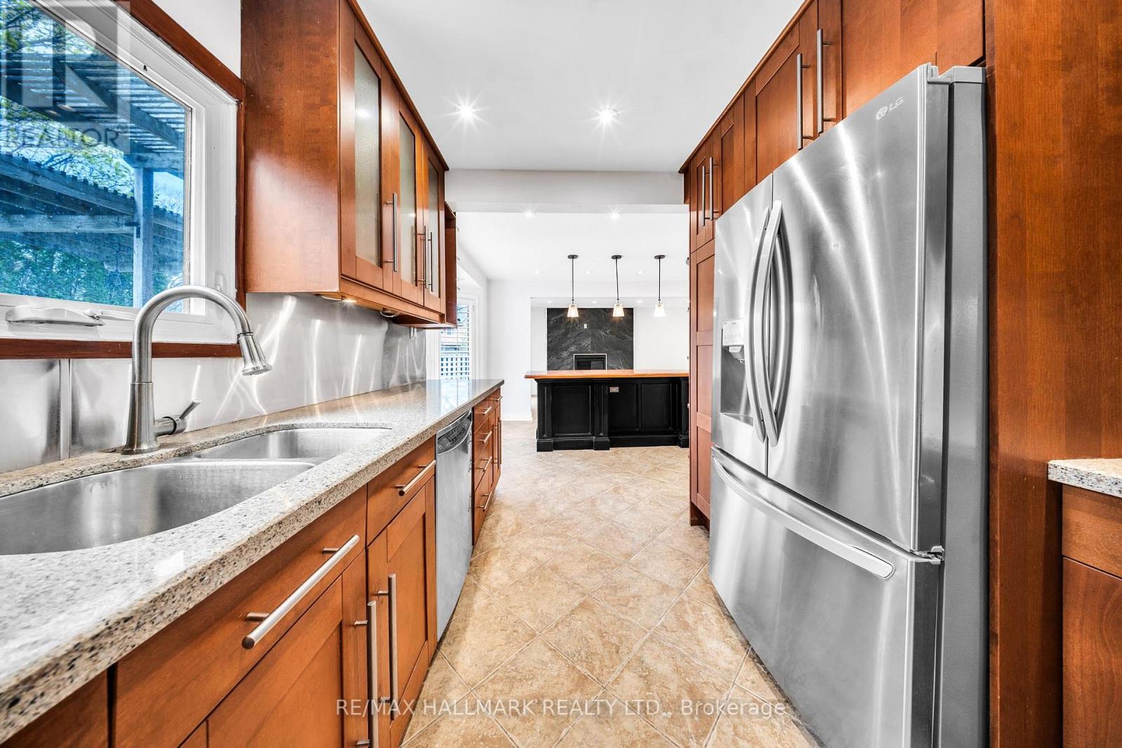 29 PETCH CRESCENT - 16