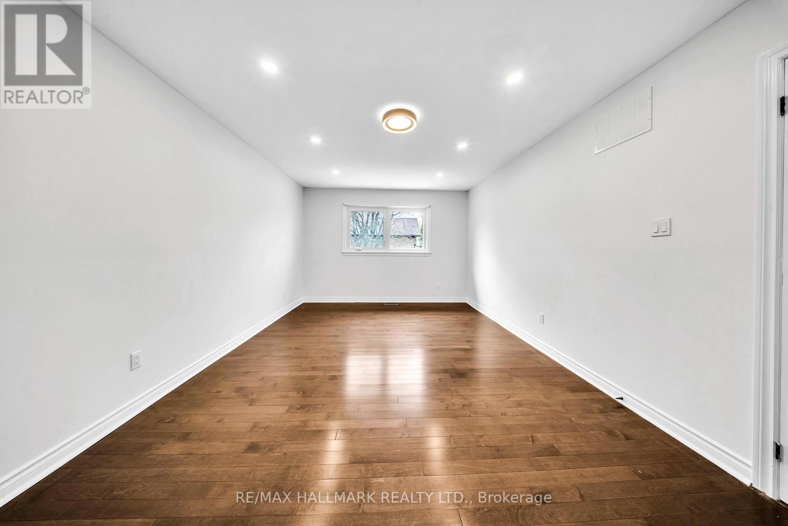 29 PETCH CRESCENT - 24
