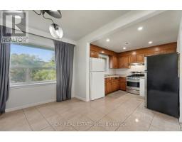 Kitchen - 2610 Islington Avenue, Toronto, ON M9V2X3 Photo 10