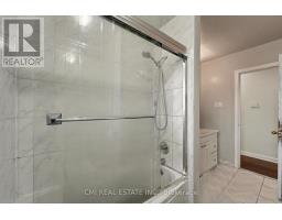 Living room - 2610 Islington Avenue, Toronto, ON M9V2X3 Photo 16