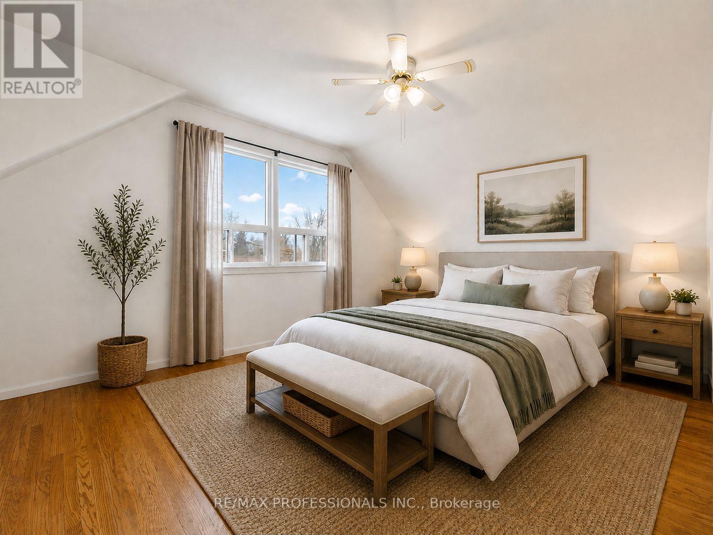 26 HENLEY CRESCENT - 18