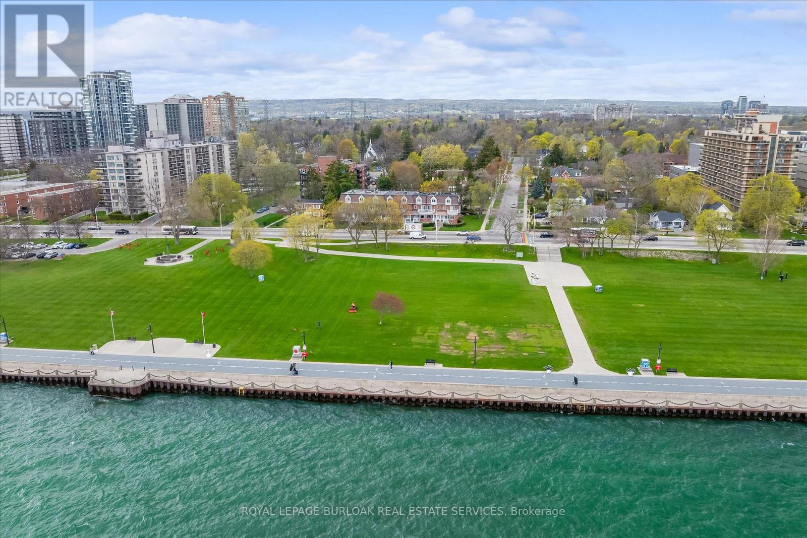 1389 LAKESHORE ROAD - 3