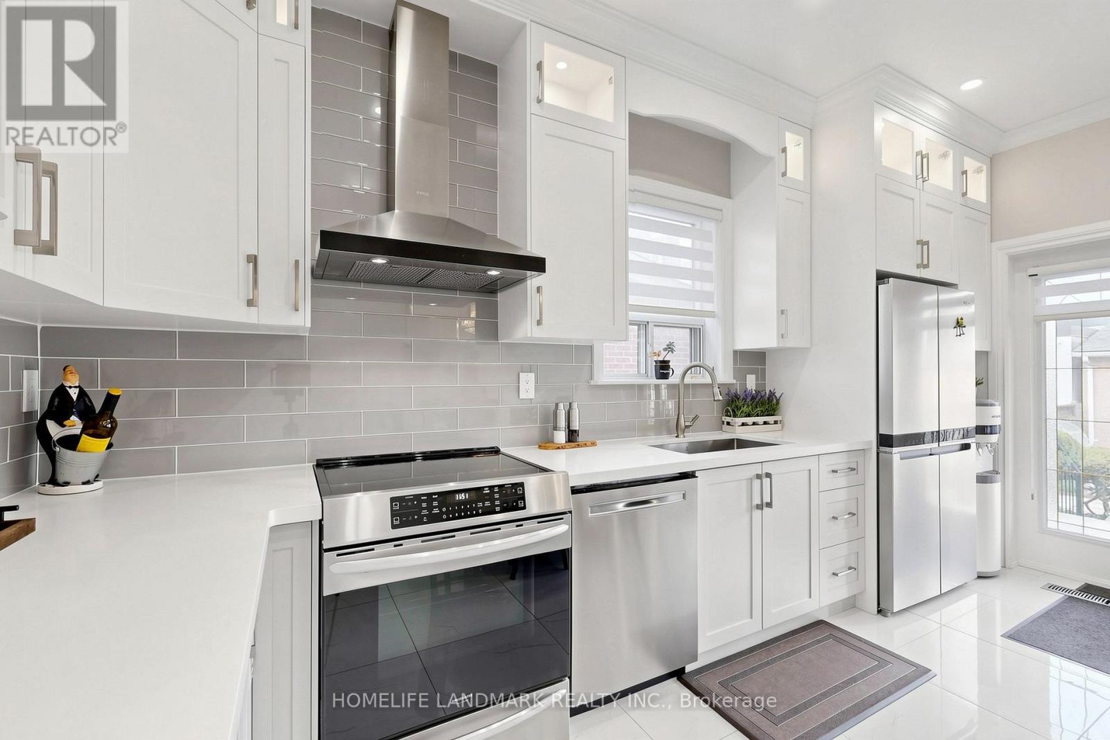 70 BARTLETT AVENUE - 13