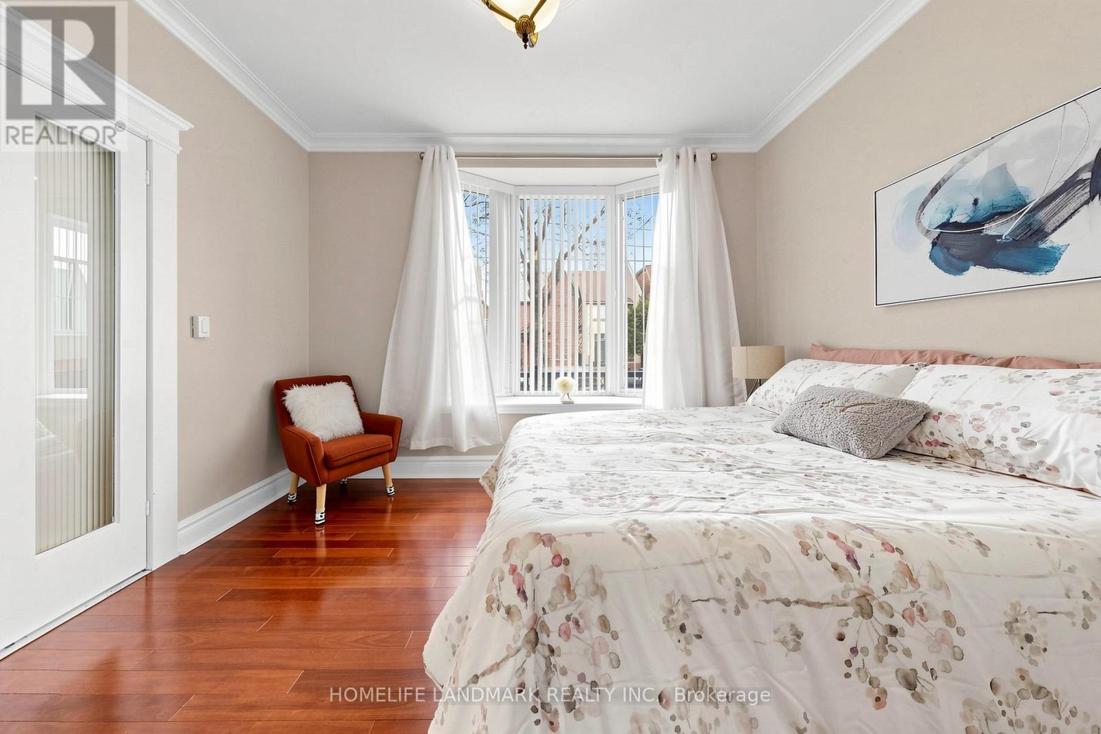 70 BARTLETT AVENUE - 16