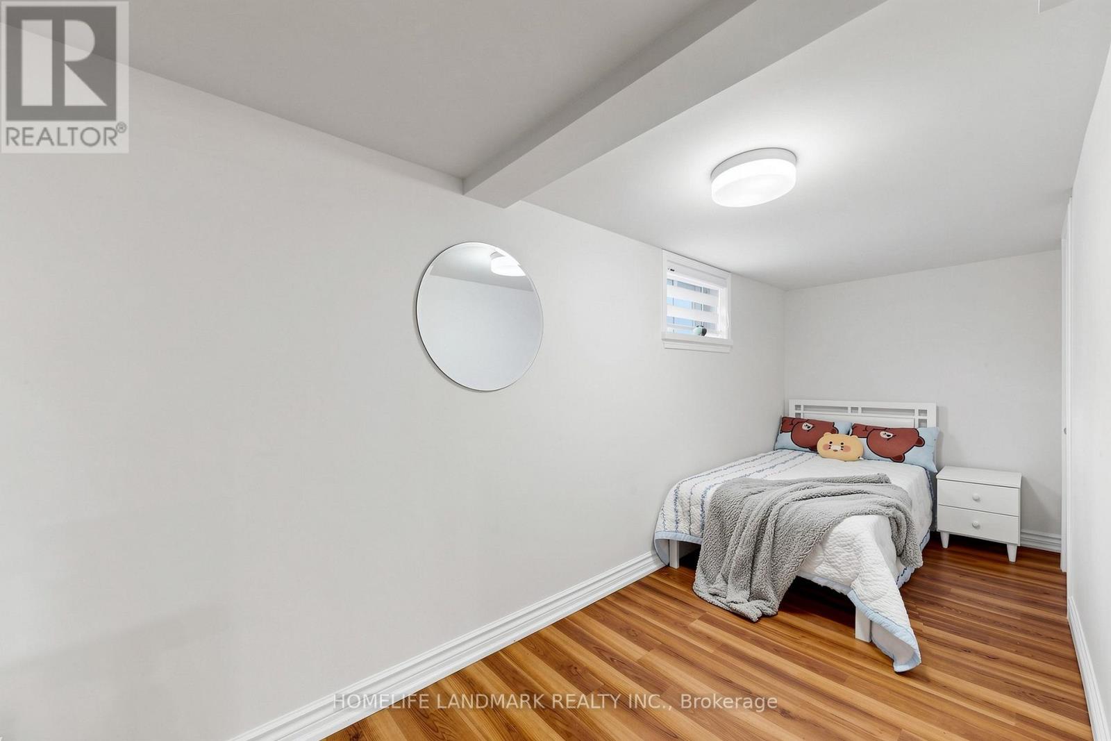 70 BARTLETT AVENUE - 37