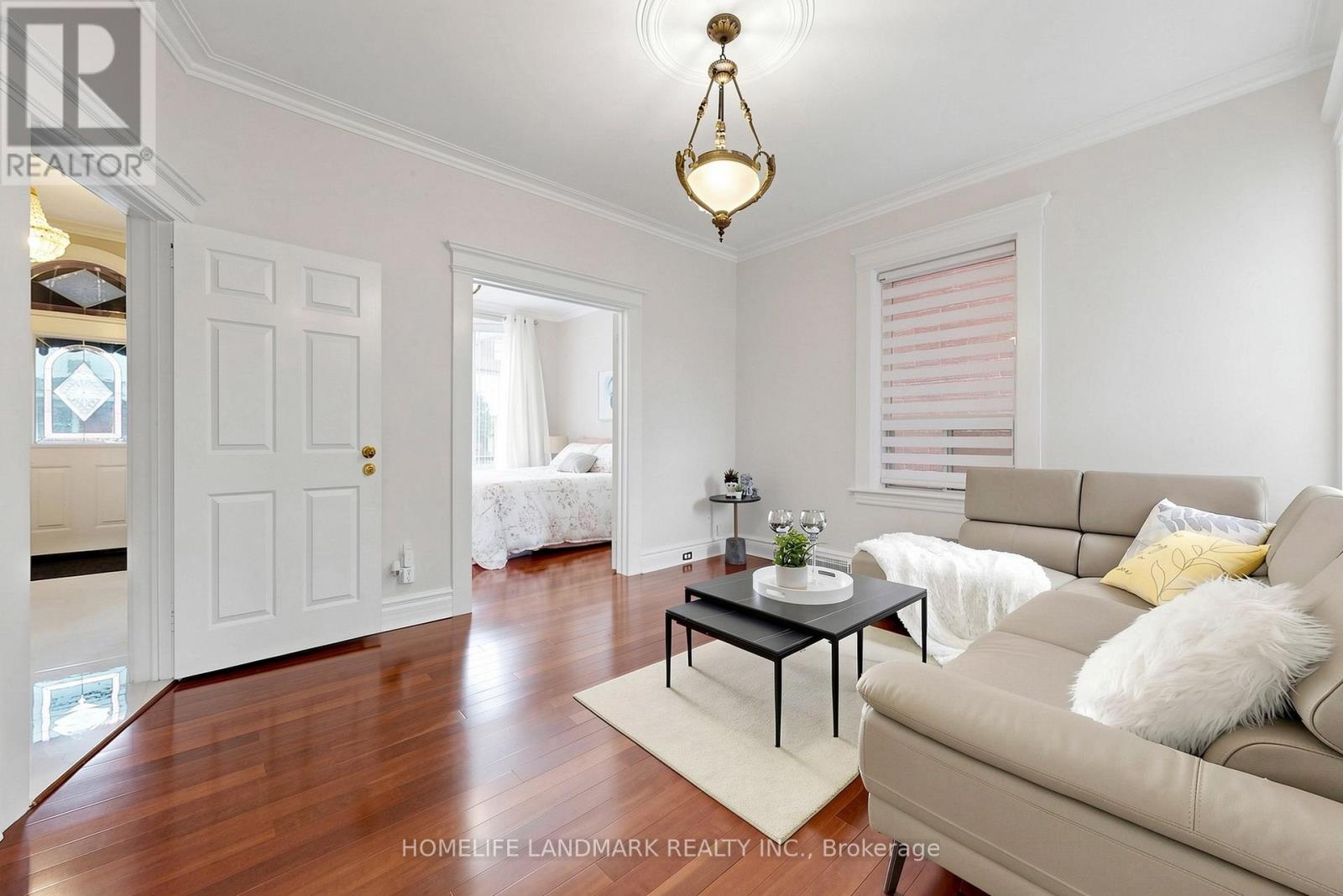 70 BARTLETT AVENUE - 7