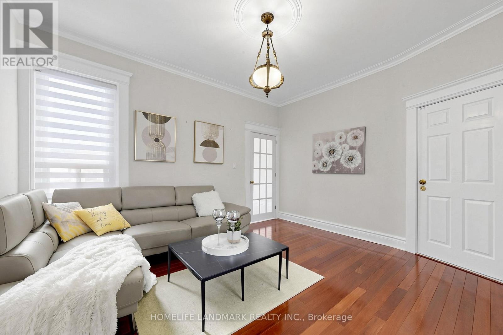 70 BARTLETT AVENUE - 8