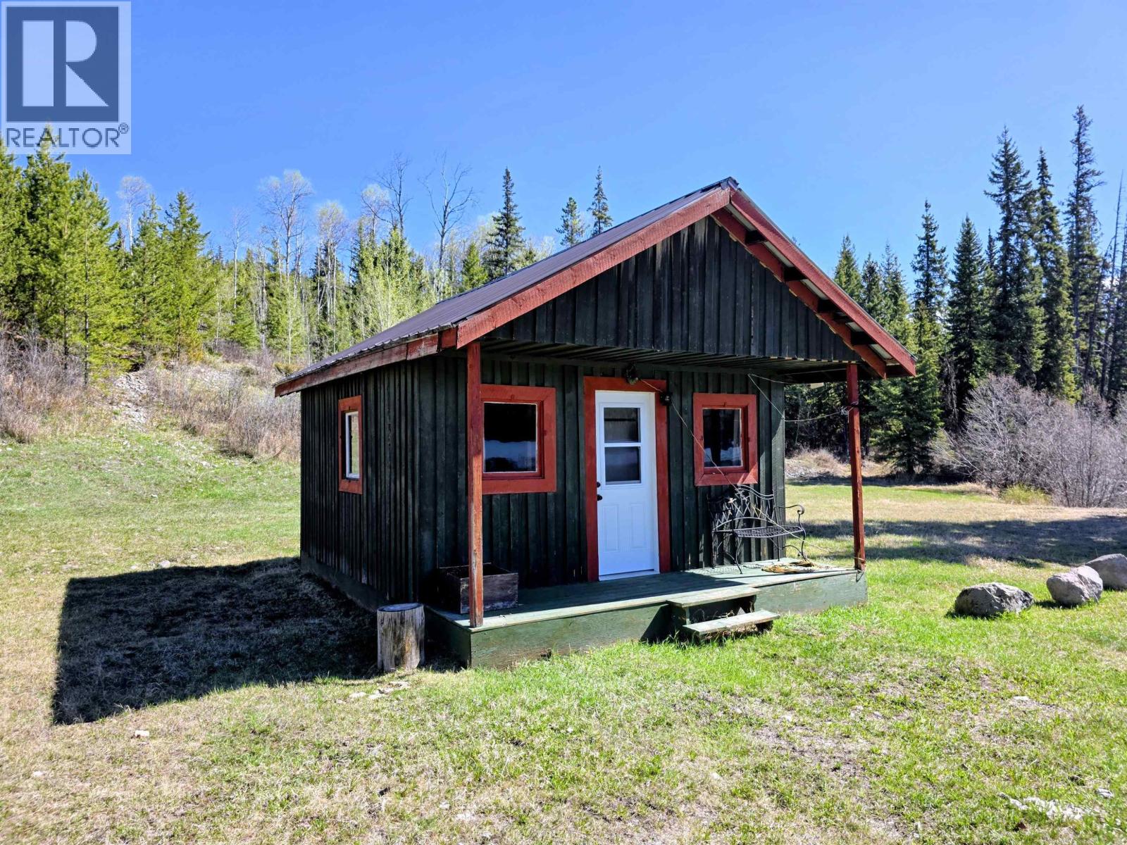 14167 BATNUNI LAKE ROAD, Vanderhoof