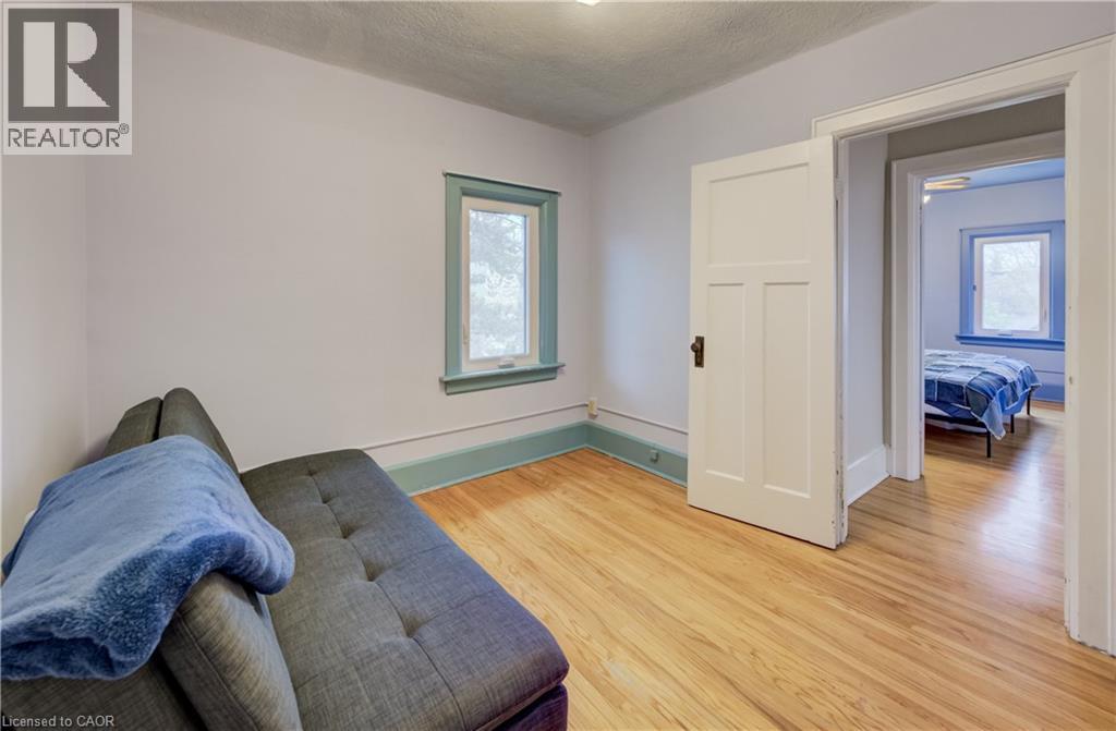 94 STIRLING Avenue N, Kitchener, Ontario, N2H3G7 — Photo 18