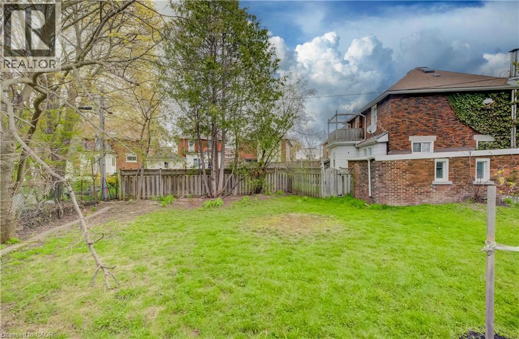 94 STIRLING Avenue N, Kitchener, Ontario, N2H3G7 — Photo 25