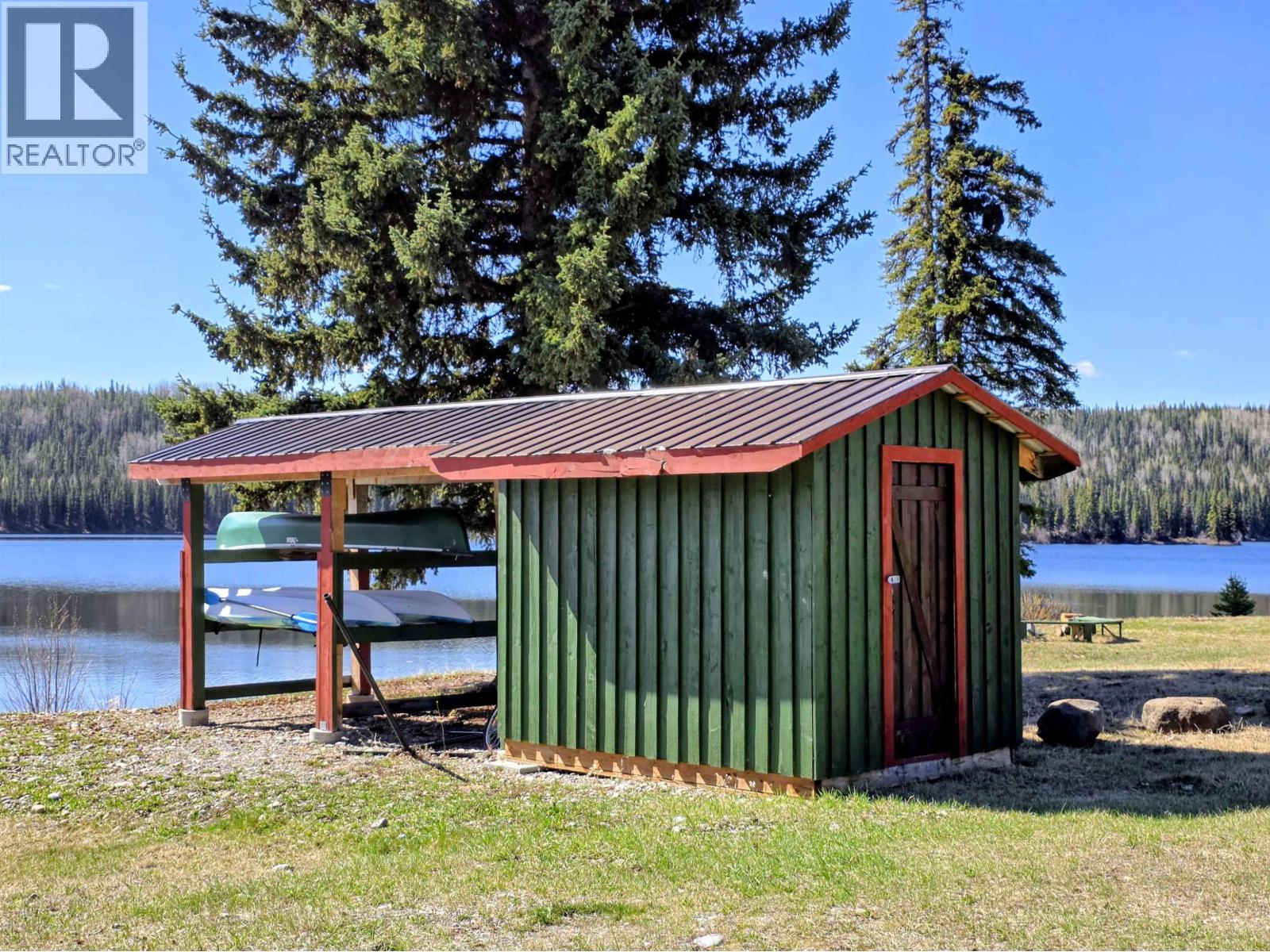 14167 BATNUNI LAKE ROAD, Vanderhoof