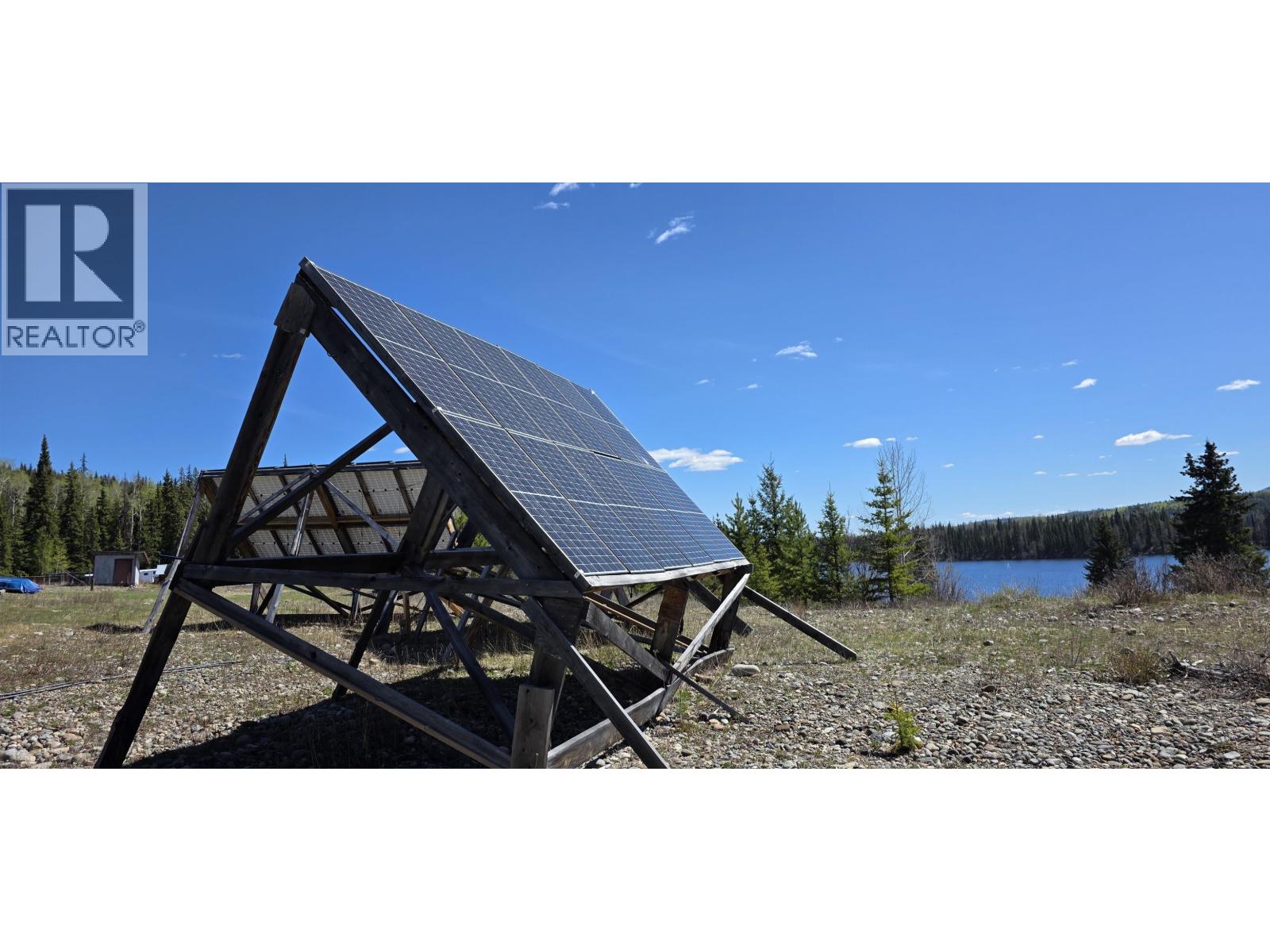 14167 BATNUNI LAKE ROAD, Vanderhoof