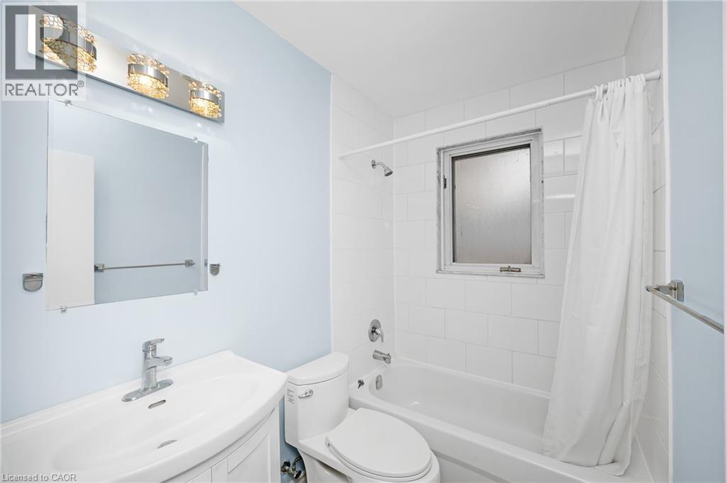 39 WESTMINSTER Avenue Unit# Upper Level, Hamilton, Ontario, L9C4L8 — Photo 12