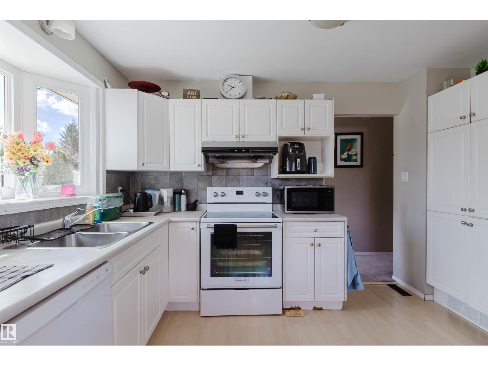 10519 36A AV NW - 14