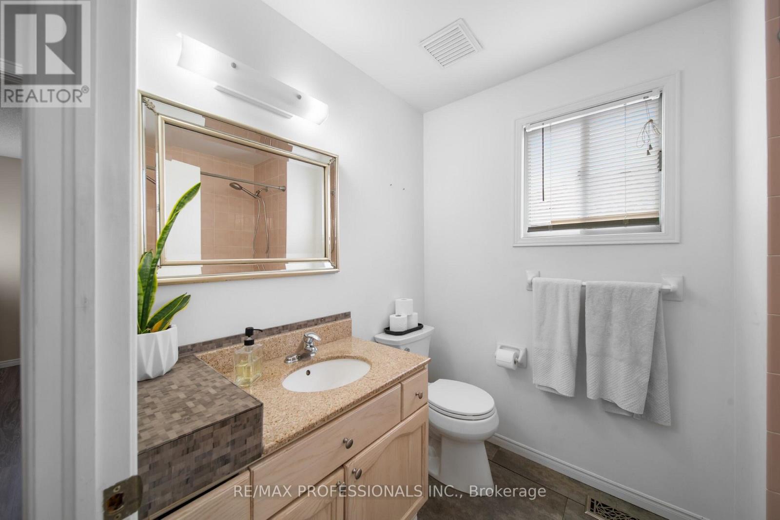 522 TRICO DRIVE - 10