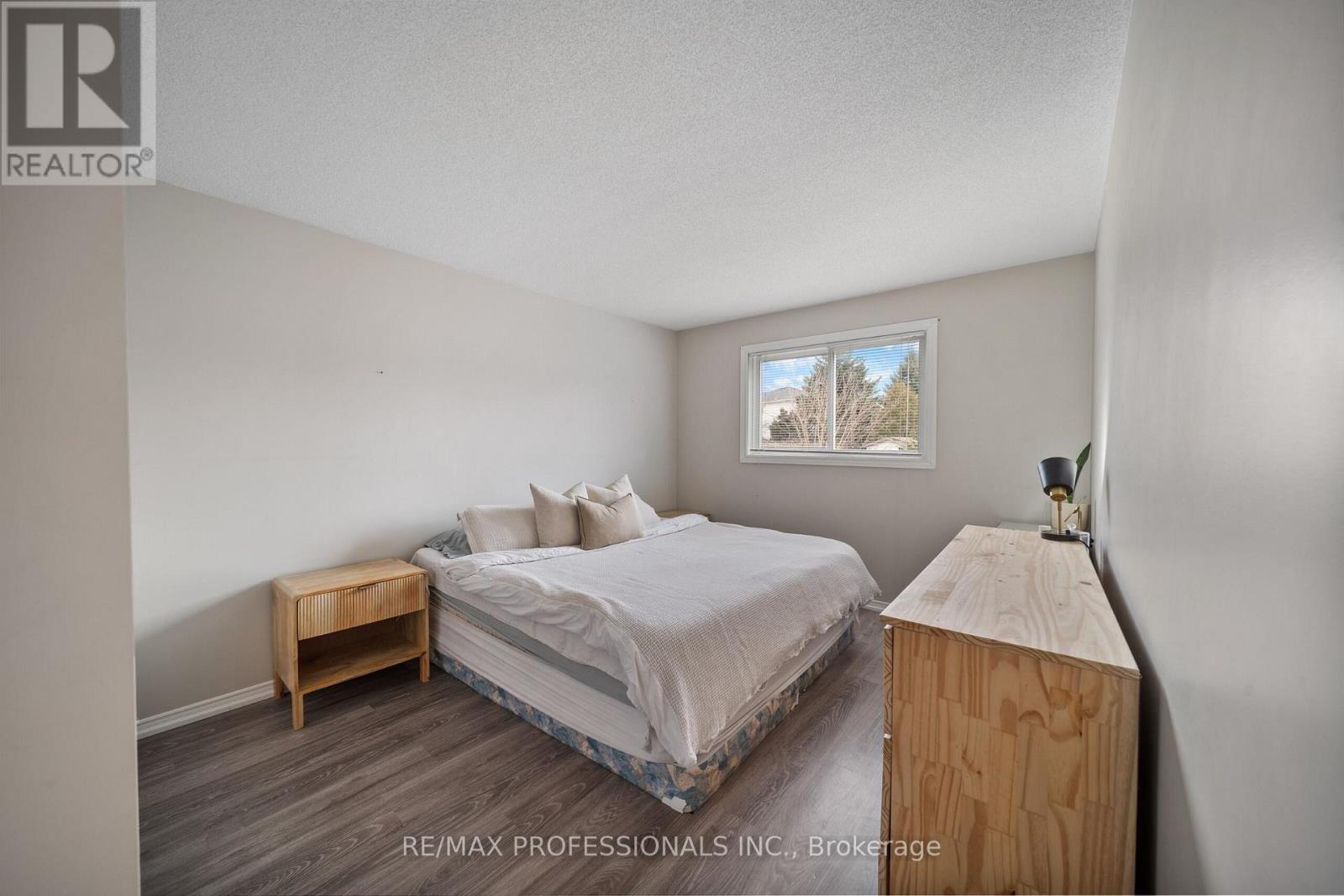 522 TRICO DRIVE - 14