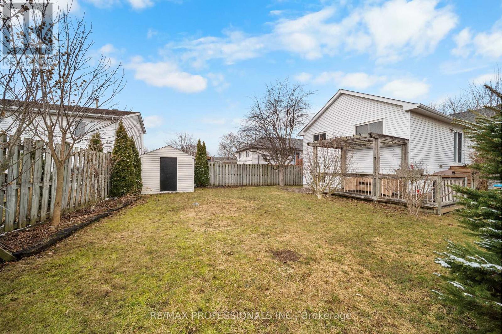 522 TRICO DRIVE - 21