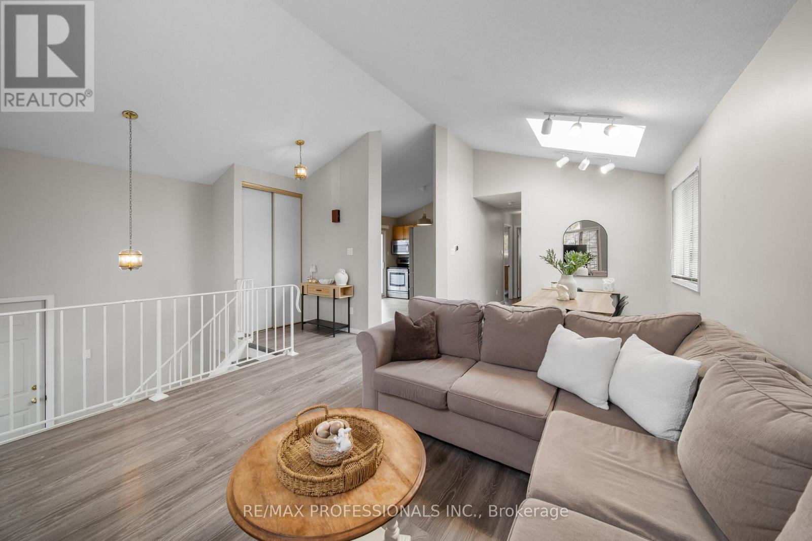 522 TRICO DRIVE - 4