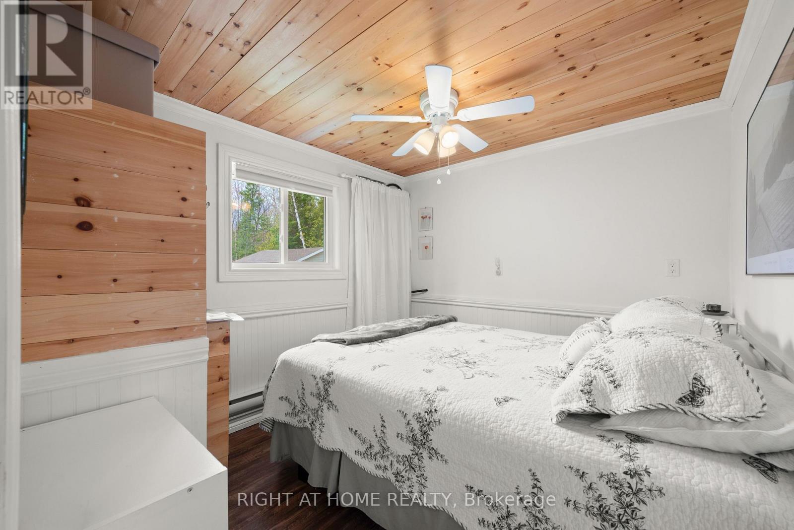 369 SOUTHAM DRIVE - 25