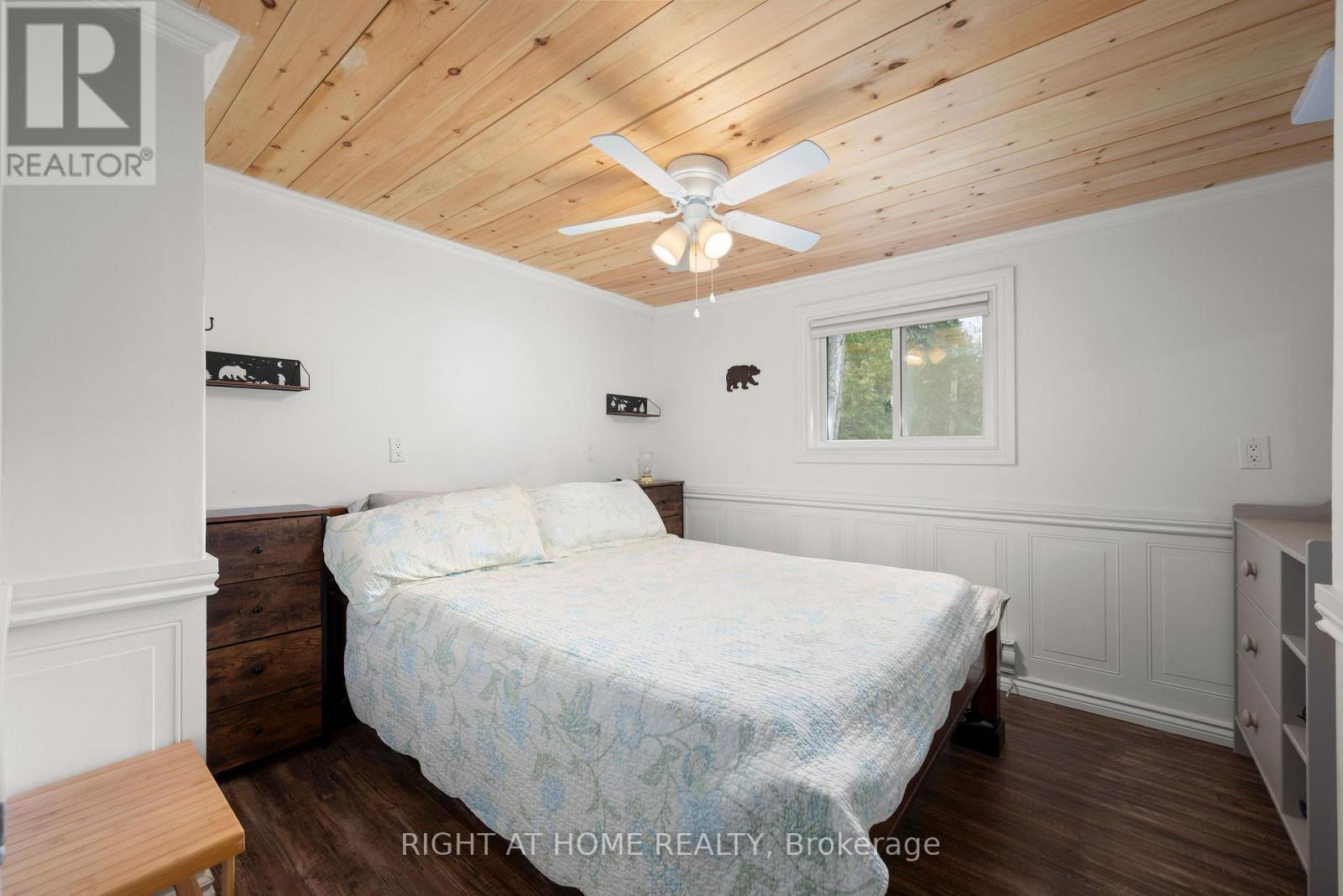 369 SOUTHAM DRIVE - 27