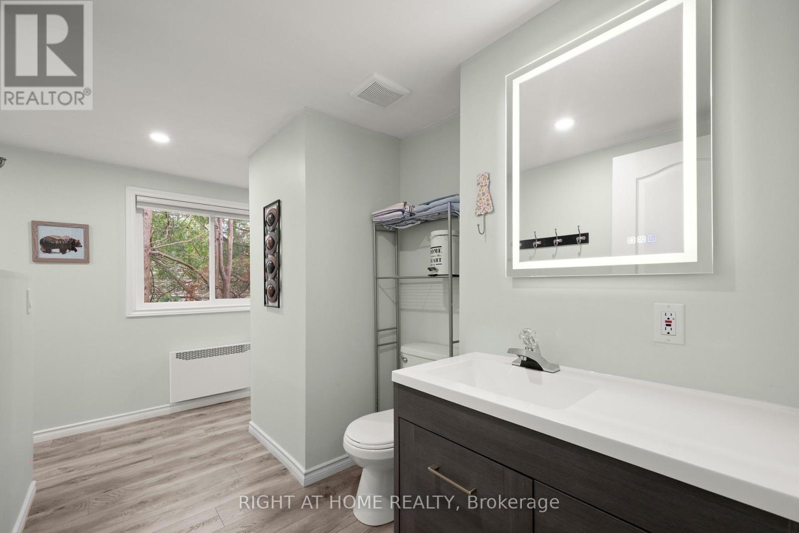 369 SOUTHAM DRIVE - 29