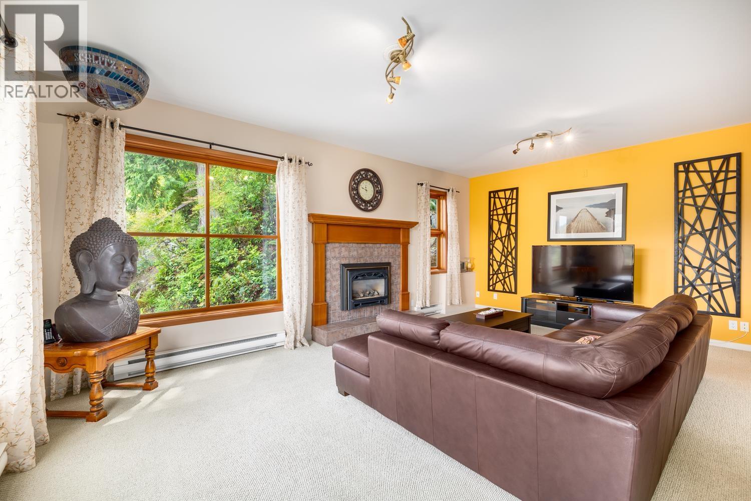 571 ROOCROFT LANE, Bowen Island