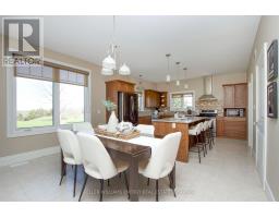 Loft - 325 Zion Line, Cavan Monaghan, ON L0A1G0 Photo 10