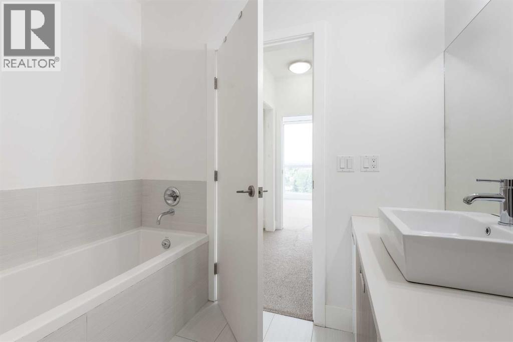 #802 2505 17 Avenue SW - 21