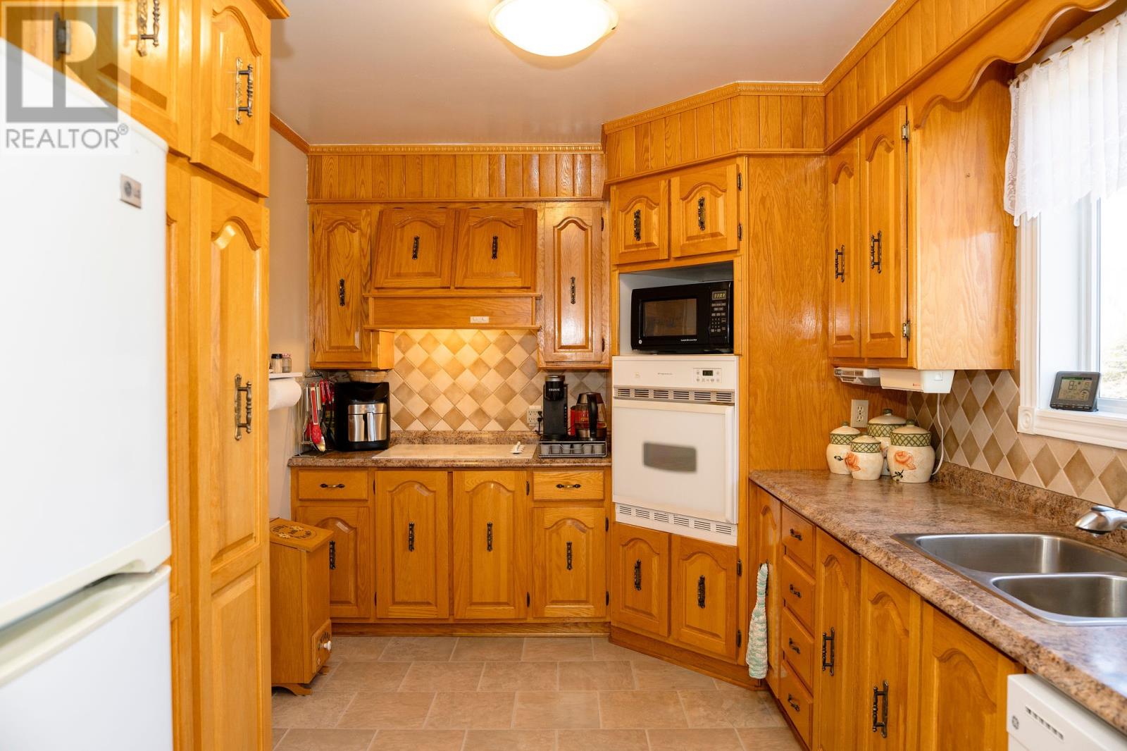 22A Hermit Cove Road - 31